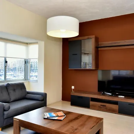 Sea View Spacious 2 Bedroom Apartman Msida