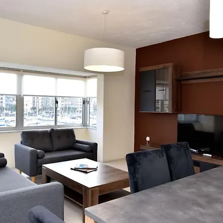 Sea View Spacious 2 Bedroom