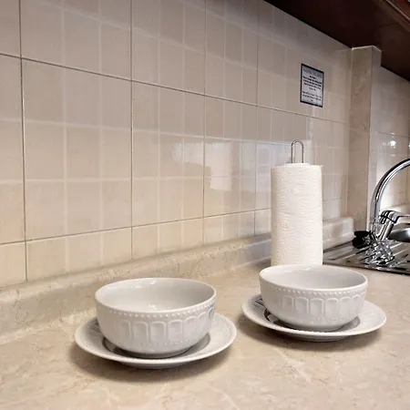 Sea View Spacious 2 Bedroom דירה